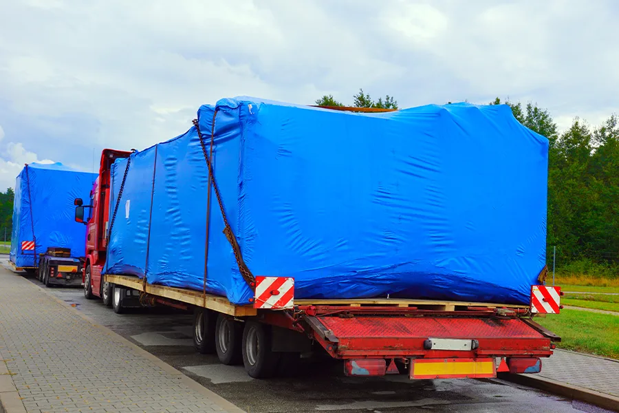 Wide load on road